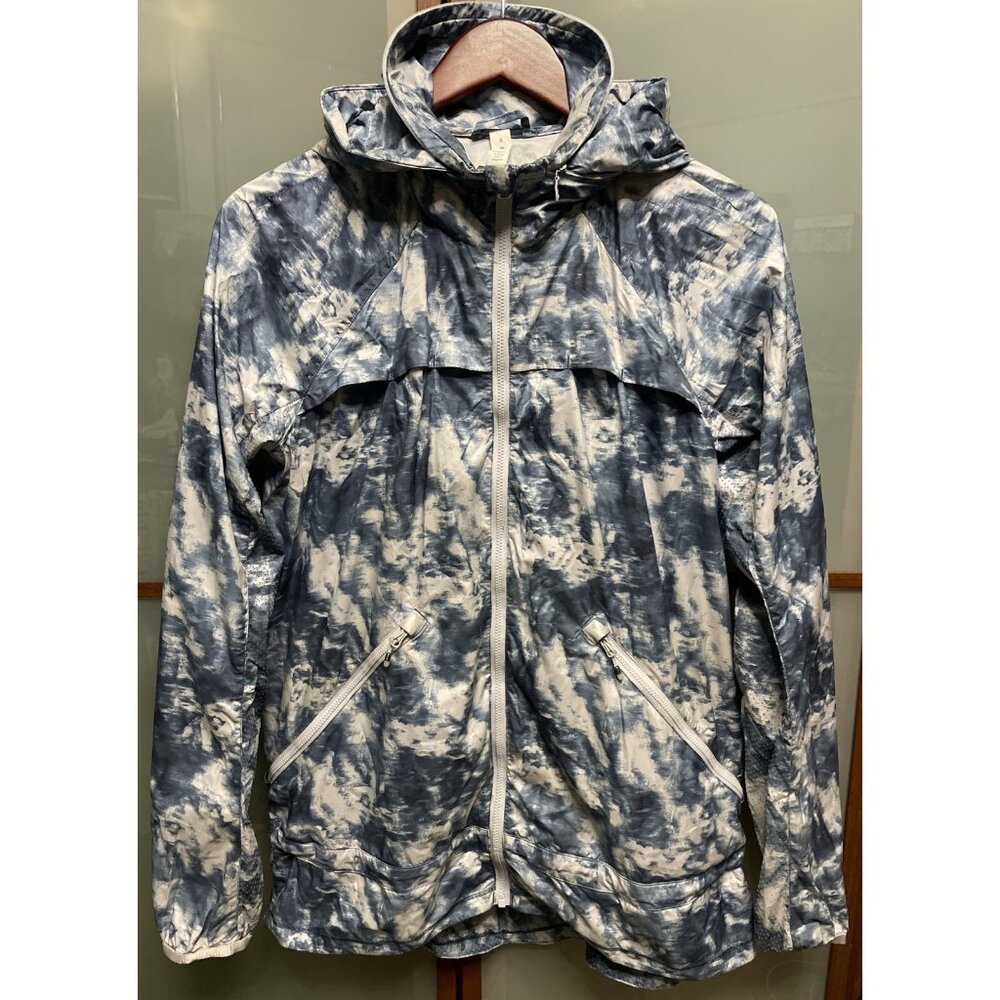 Lululemon Miss Misty Jacket 8 Sea Side Silver Fox Alberta Lake Packable Hooded